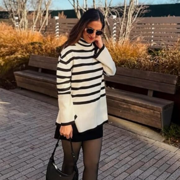 Women's Loose Fit Turtleneck Striped Sweater, Size Small NWT - Picture 8 of 10